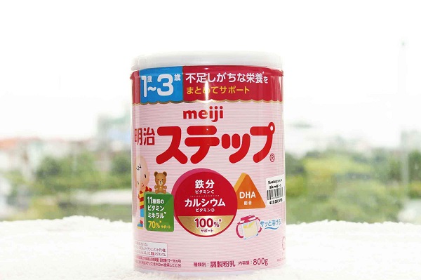 Sữa Meiji số 9 xách tay