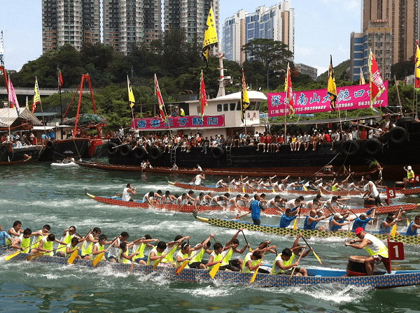 Hội đua thuyền rồng vào Tết Đoan Ngọ ở Trung Quốc