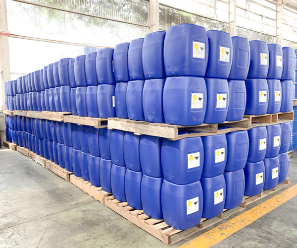 Lưu trữ hóa chất nơi khô ráo